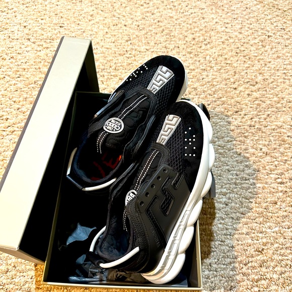 Versace Chain Reaction sneaker - Picture 1 of 3